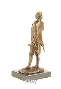 Sculpture Frédéric Chopin en bronze sur un socle en marbre noir d'après Milo