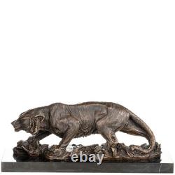 Sculpture Grand Tigre en bronze sur un socle en marbre noir Signée