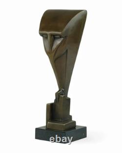 Sculpture Hibou en bronze sur un socle en marbre d'après Chris van der Hoef