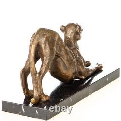 Sculpture Léopard en bronze Art déco sur un socle en marbre noir d'après Milo