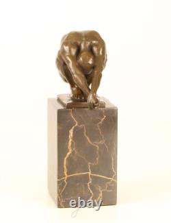 Sculpture Nageur en bronze Art déco sur un marbre noir d'après Milo