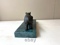 Sculpture Ours avec son Petit Ourson en bronze sur un marbre verte d'après Milo