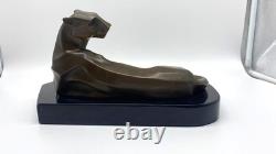 Sculpture Panthère moderne en bronze sur un socle en marbre noir d'après Milo