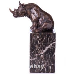 Sculpture Rhinocéros en bronze sur un marbre Antique Signée