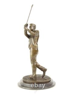 Sculpture d'un Golfeur en bronze sur un socle en marbre noir d'après Milo