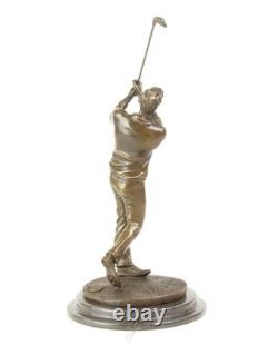 Sculpture d'un Golfeur en bronze sur un socle en marbre noir d'après Milo
