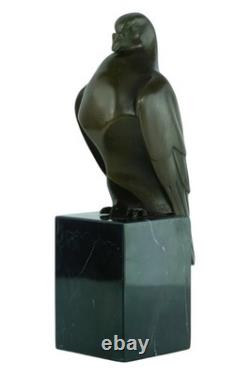 Sculpture d'un pigeon en bronze Art déco sur un marbre noir d'après Milo