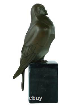 Sculpture d'un pigeon en bronze Art déco sur un marbre noir d'après Milo