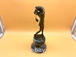 Sculpture d'une Dame golfeur en bronze sur un marbre D'après Milo