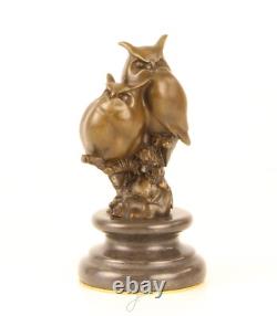 Sculpture de deux hibou en bronze sur un socle en marbre d'après L. Bistolfi