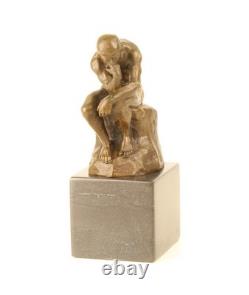 Sculpture en bronze Le Penseur sur un marbre noir d'après Auguste Rodin