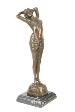 Sculpture en bronze Nomme Reveil Art déco sur un marbre noir d'après Philips