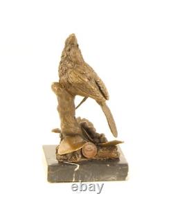 Sculpture en bronze Oiseau Cardinal du Nord sur socle en marbre Signée