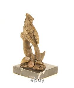 Sculpture en bronze Oiseau Cardinal du Nord sur socle en marbre Signée