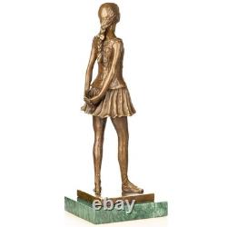 Sculpture en bronze Petite danseuse de 14 ans sur un marbre verte d'après Degas