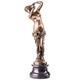 Sculpture En Bronze D'une Femme Sur Un Socle En Marbre Noir D'apr&egrave;s Sign&eacute;e