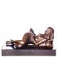 Sculpture En Bronze Nue Femme Avec Livre Sur Un Marbre Noir Signée