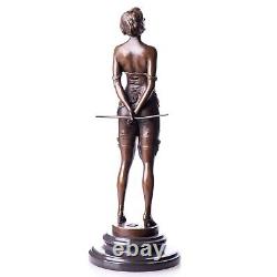 Sculpture érotique en bronze nue femme sur un marbre noir d'après Bruno Zach