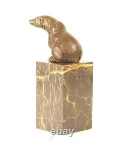 Scupture En Bronze D'un Ours Assis Sur Un Marbre Vintage