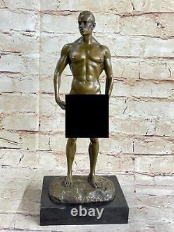 Signé Artisanal Depict De Chair Gay Homme Bronze Sculpture Marbre Base Artwork