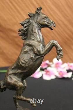 Signé Barye Excited Élevage Cheval Bronze Marbre Sculpture de Course Décor