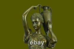 Signé Porteur Victorien Lady Avec Eau Cruche Bronze Sculpture Marbre Base Figure