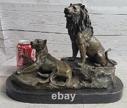 Signée Africain Lion Avec / Famille Bronze Sculpture Art Déco Marbre Chaud Fonte