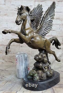 Signée Auguste Moreau Pegasus Bronze Fantaisie Sculpture Sur Marbre Base Ouvre