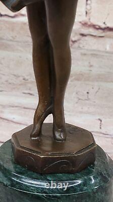 Signée Bébé Fille Sur Débarcadère Bronze OS Marbre Sculpture Statue Figurine