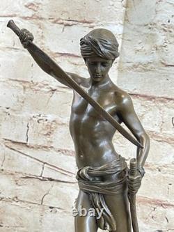 Signée Bronze Marbre Statue Donatello David Slaying GOLIATH Mâle Chair Classique