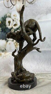 Signée Fonte Bronze Marbre Cougar Mountain Lion Panther Sculpture Statue