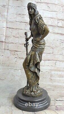 Signée Gypsy Guerrier Bronze Marbre Sculpture Détaillé Collector Édition Art