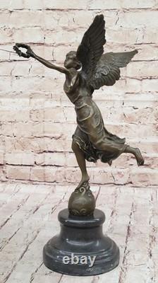 Signée Moreau Grand Charmant Ange Debout Sur Rock Bronze Marbre Sculpture Deco