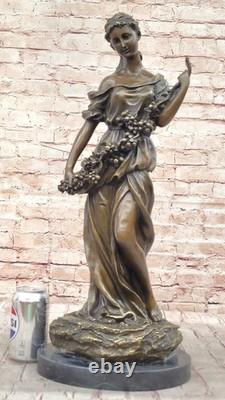 Signée Moreau Jeune Femme avec Un Long Tige De Fruit Bronze Marbre Sculpture