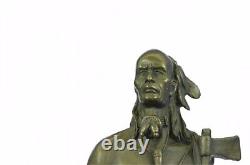 Signée Original B. Bois Américain Indien Guerrier Bronze Sculpture Marbre Statue