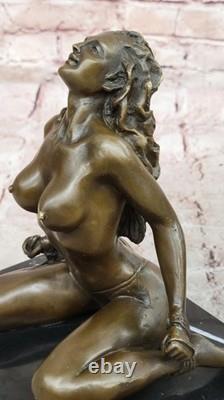 Signée Original Patine Fille Modèle Assis Bronze Sculpture Marbre Base Chair