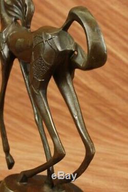 Signée Salvatore Dali Art Moderne Abstrait Cheval Bronze Sculpture Marbre