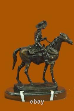 Signée Thomas Cowboy Cheval Shérif Marbre Figurine Sculpture Statue Bronze Art