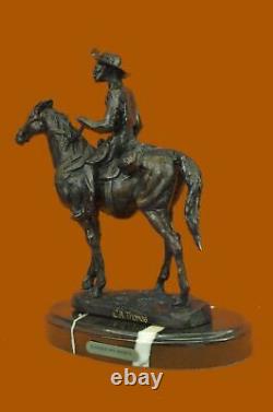 Signée Thomas Cowboy Cheval Shérif Marbre Figurine Sculpture Statue Bronze Art