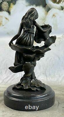 SignéeMavchiDaydream Fille Bronze Sculpture Art Déco Nouveau Marbre Figurine