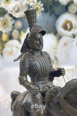Statue En Bronze Du Guerrier Chevalier Signée Par Milo, Sculpture En Marbre
