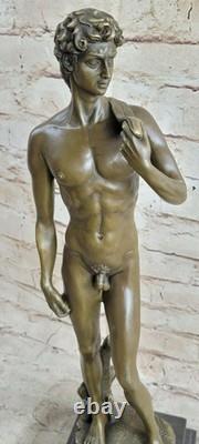 Statue En Bronze Signée De David Nu En Mythologie Sur Socle En Marbre
