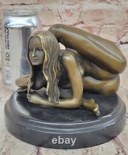 Statue Sculpture Bronze Marbre N° Bronze Signée Femme Nue Érotique