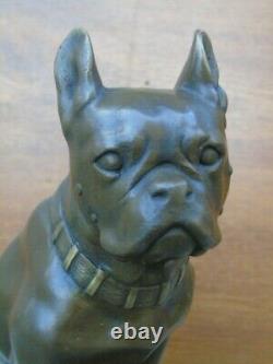 Statue d un chien en bronze signè sur marbre