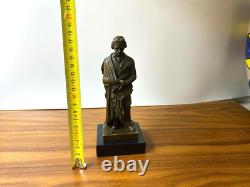 Statue en bronze Beethoven sur socle en marbre noir d'après François Truphème