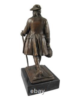 Statue en bronze de Benjamin Franklin sur un socle en marbre d'après Milo