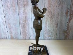 Statue en bronze de Jeanne d'Arc sur un socle en marbre noir d'après Mercier
