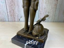 Statue en bronze de Jeanne d'Arc sur un socle en marbre noir d'après Mercier