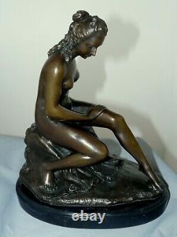 Très beau nu en bronze signé C Allegrain