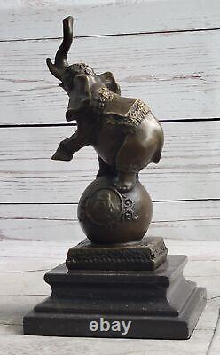 Vintage Bronze Éléphant Statue Sculpture Sur Marbre Base Art Déco Signée